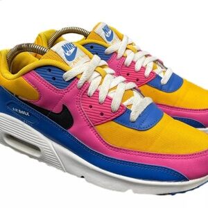 Nike Air Max 90 Youth 5- Equivalent to a womens 7.5
